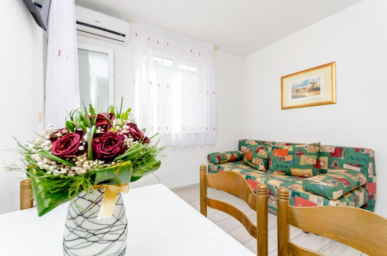 Apartments Mate Trogir Exterior photo